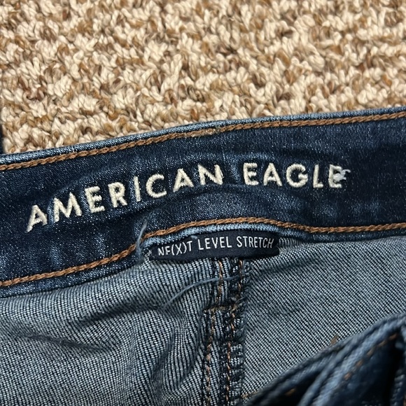 American Eagle high rise jegging next level stretch size 2 women’s - Picture 3 of 8